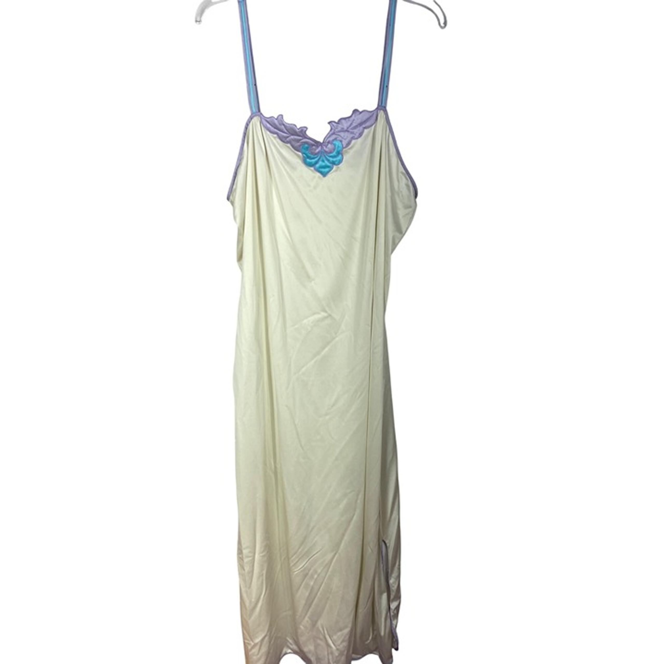 Vintage 60s Vanity Fair Ivory With Purple Blue Straps Long XL Nightie Embroidere