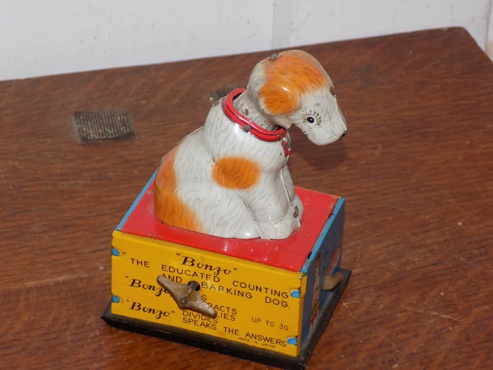 Vintage Tin Bonzo The Educated Counting Dog Wind Up Japan Toy