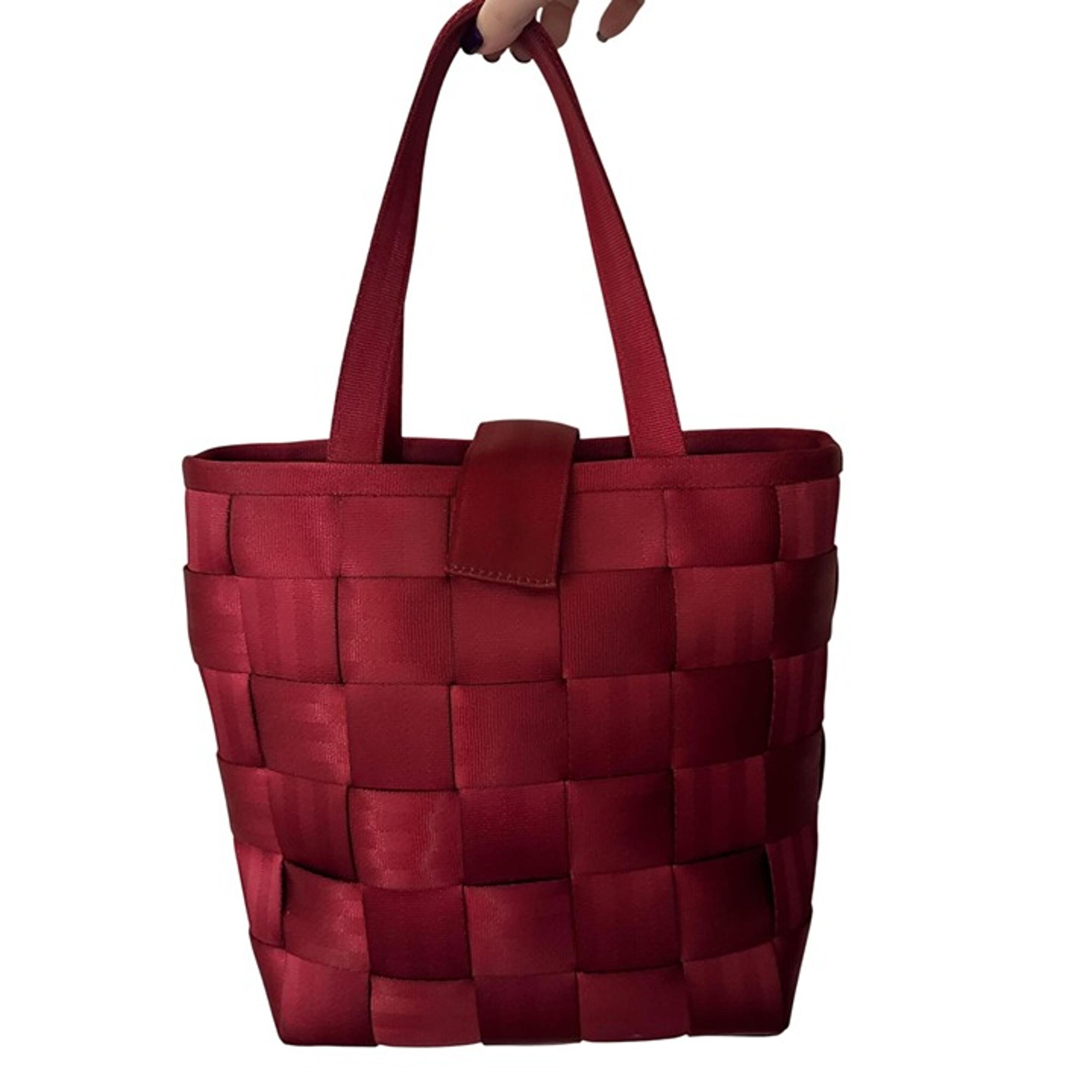 Vtg Y2k Harveys Seatbelt Bag Crimson Red Tote Purse Flap Closure Medium Size