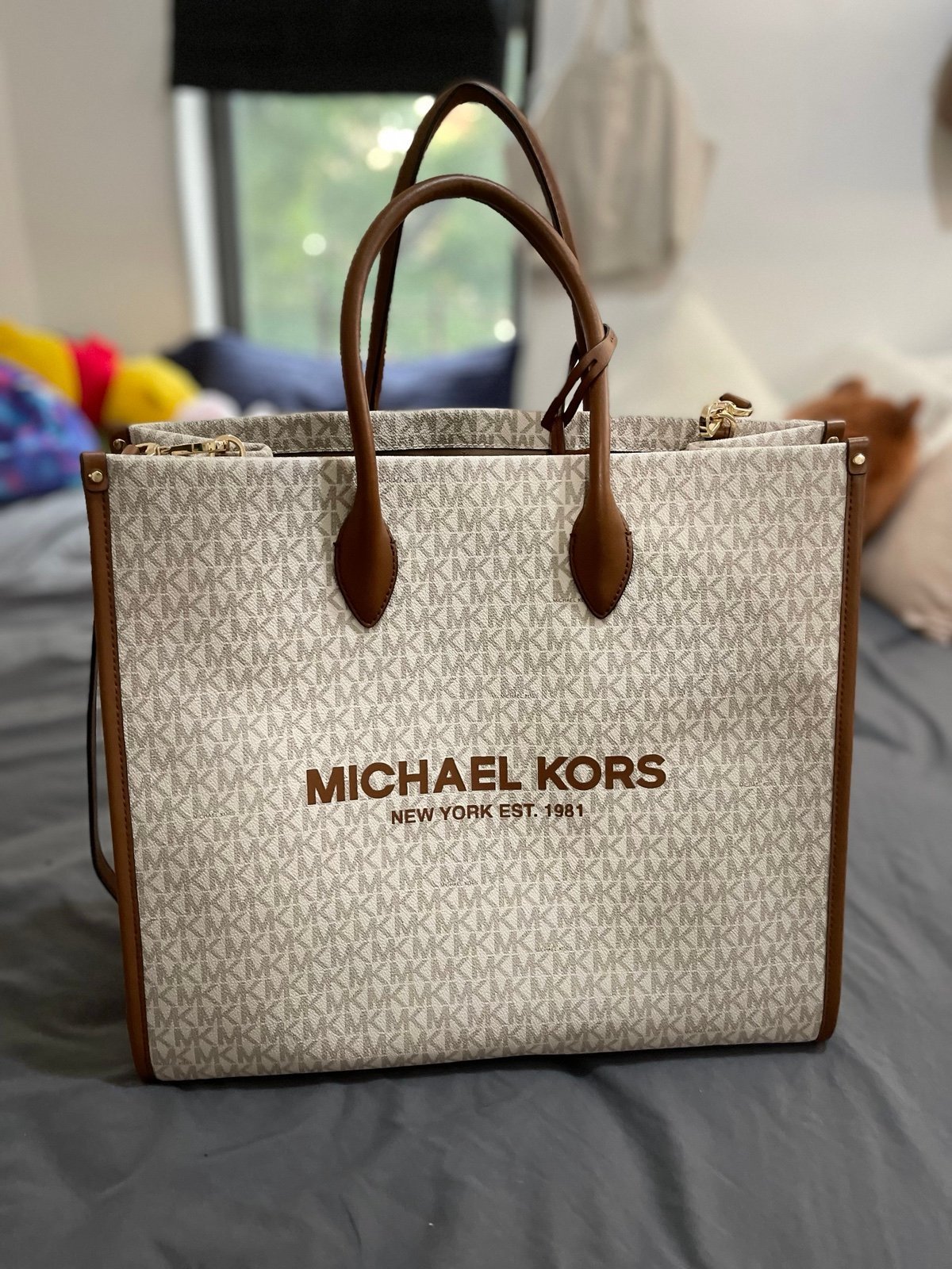 Michael Kors Tote