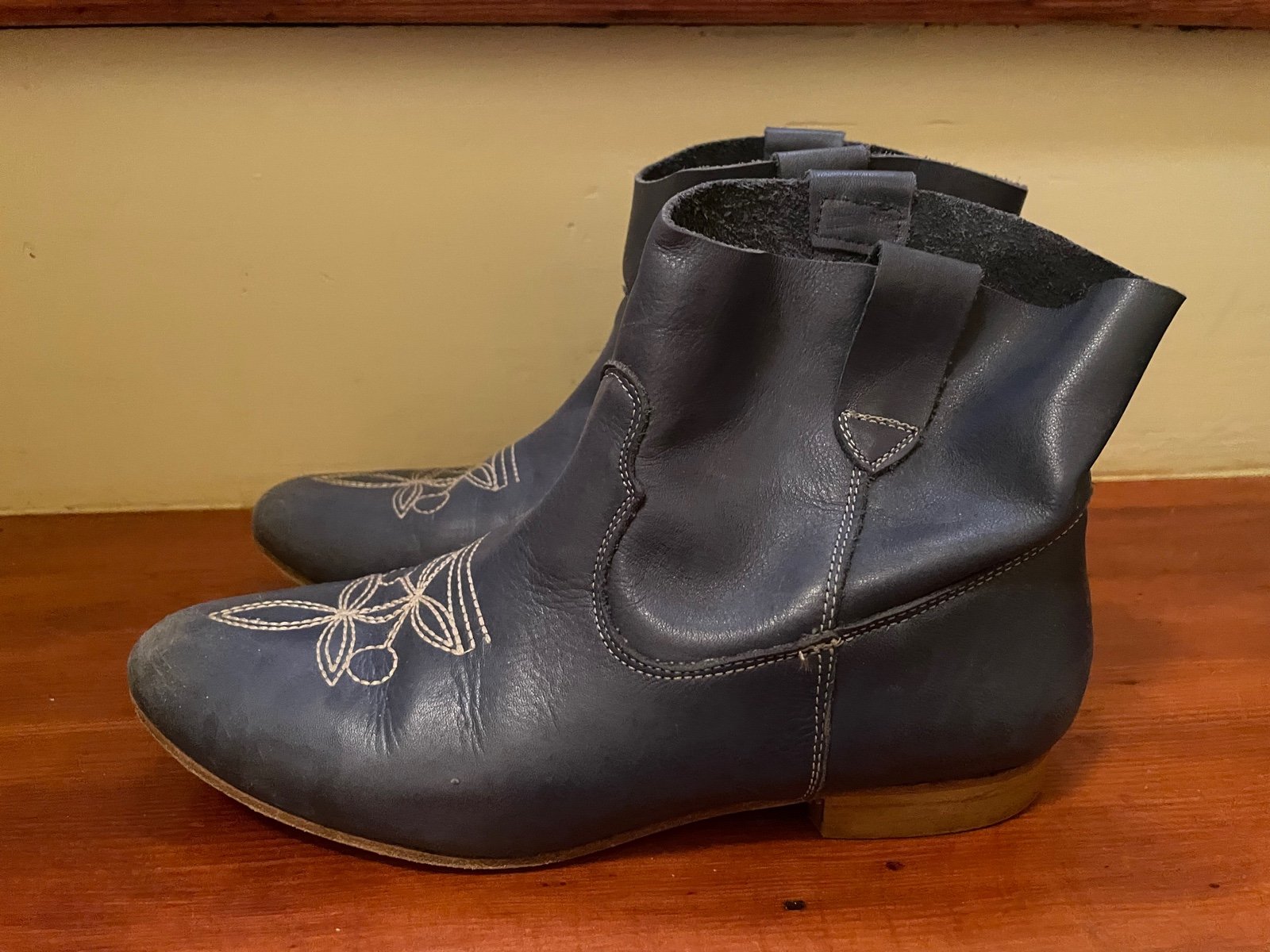 Bonpoint booties