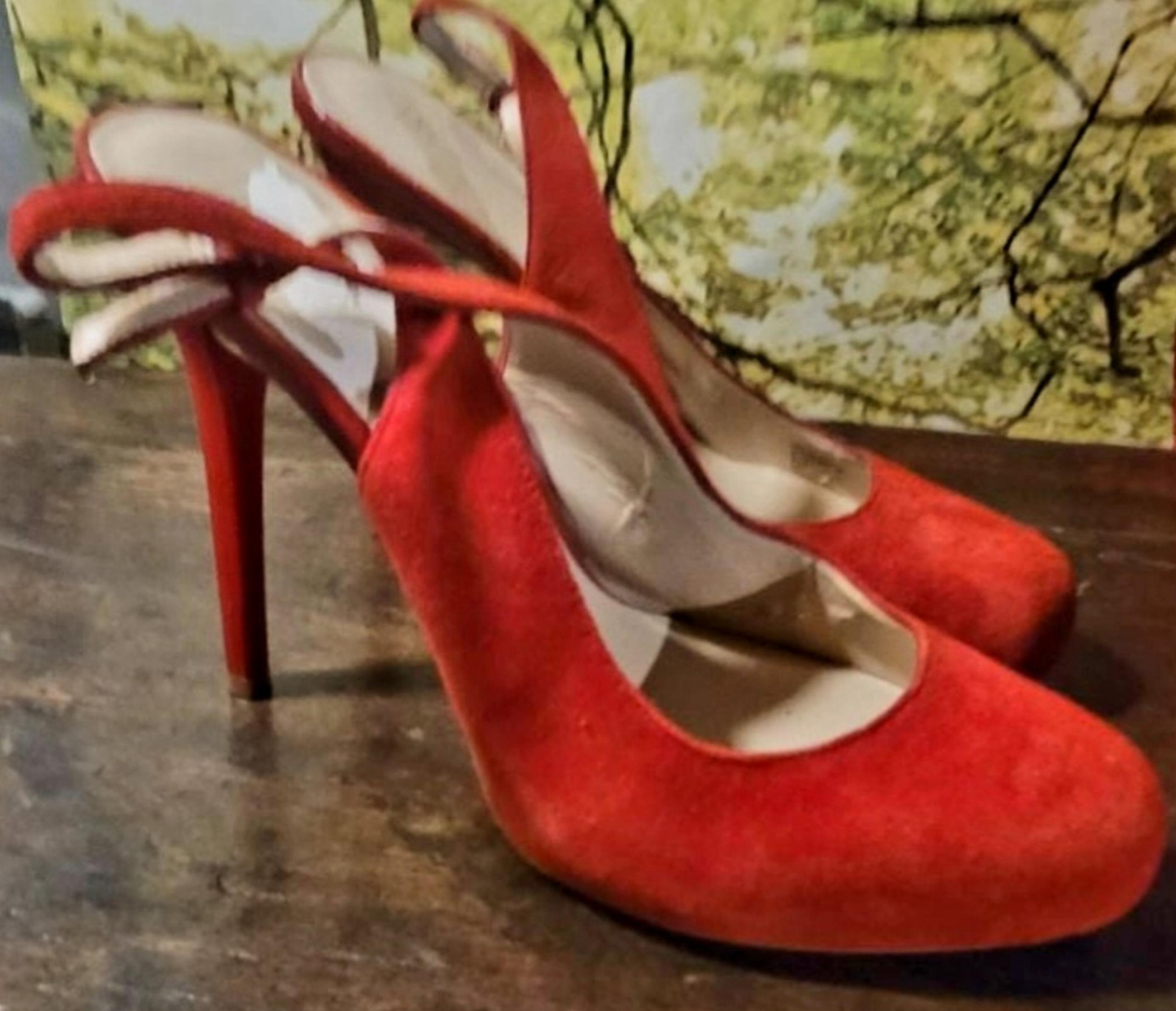 INC International Concepts Lady Red Suede Shoes!