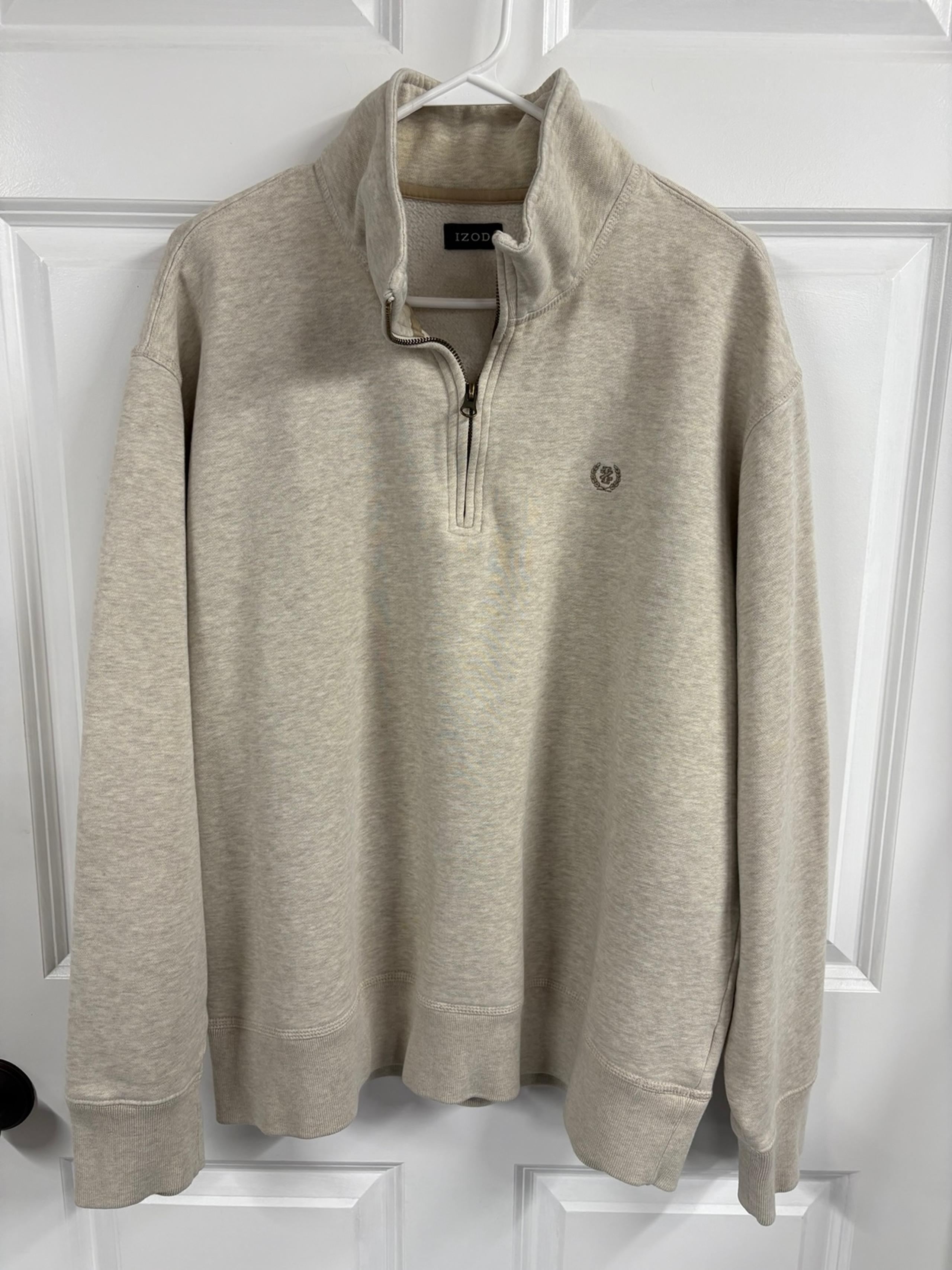 IZOD Size XL Men’s Pullover Sweatshirt