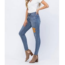 Judy Blue Mid-Rise 70's Patch Skinny Jeans Womens Size: 3/26