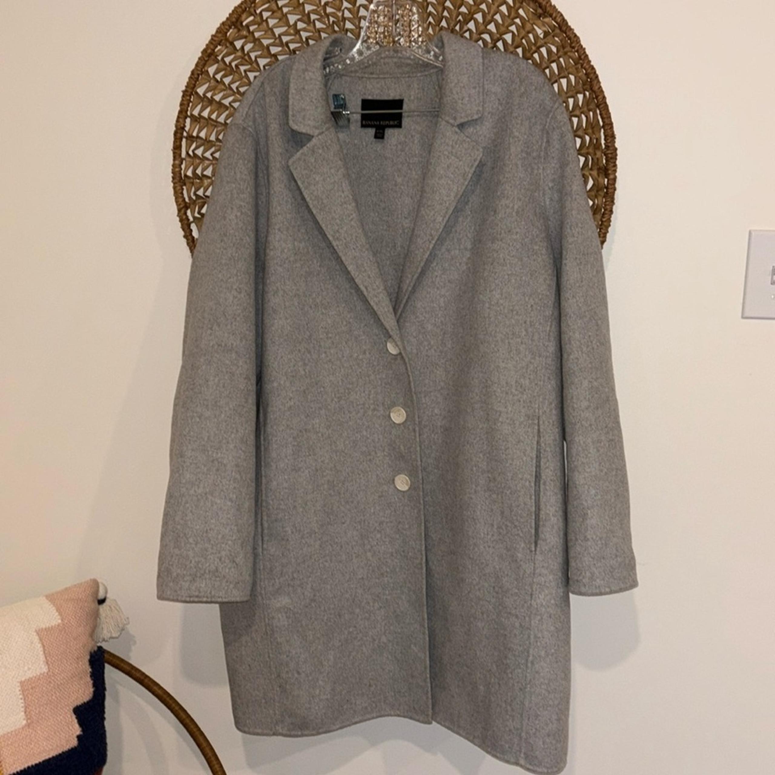 Banana Republic woman’s gray wool coat size XXLARGE