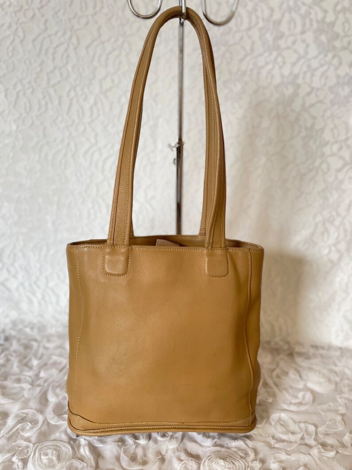 Vtg Coach Bleecker natural glovetanned / leather, canvas tote, shoulder bag, duf