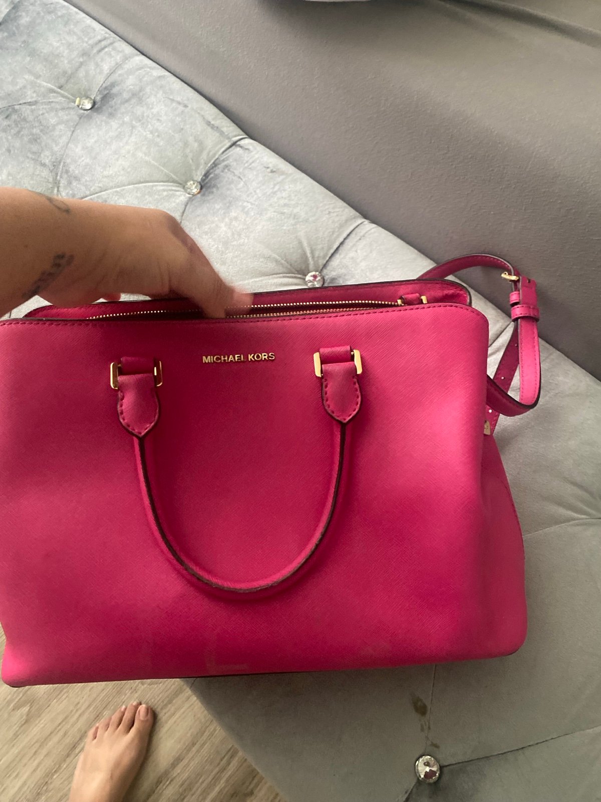 Selling my MK bag kept in great condition