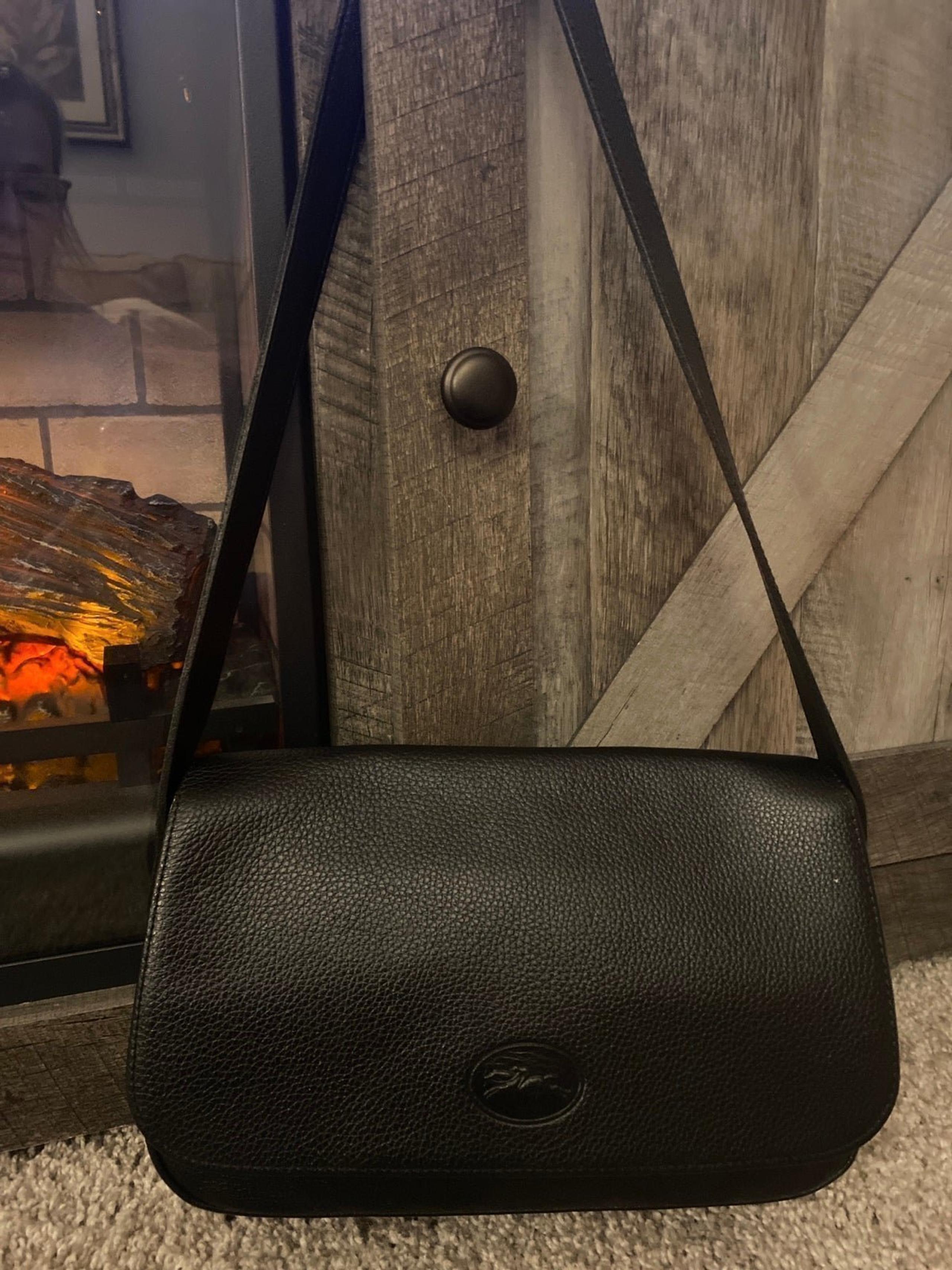 Longchamp Black leather Purse