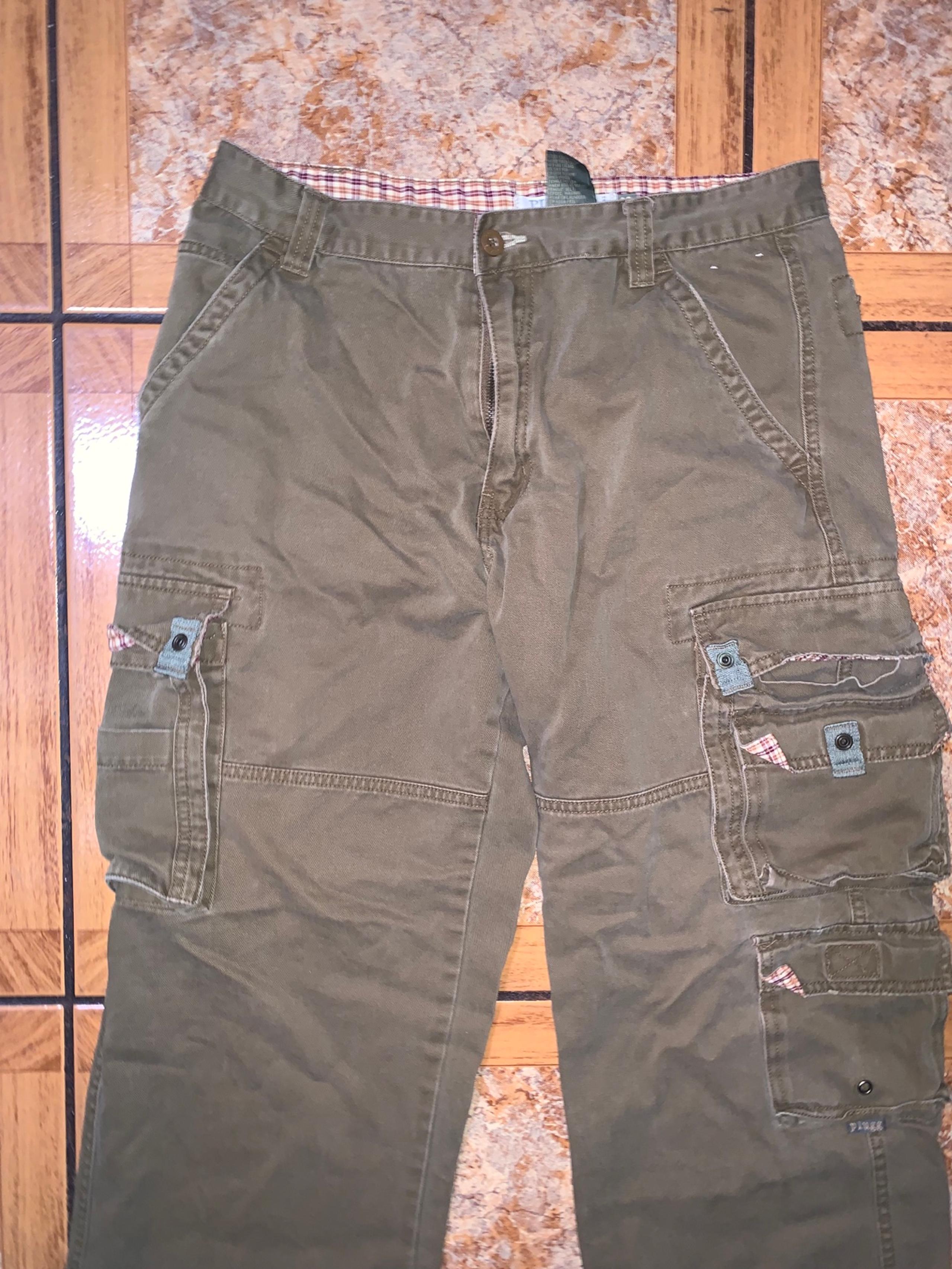 Plugg Men’s Cargo Pants