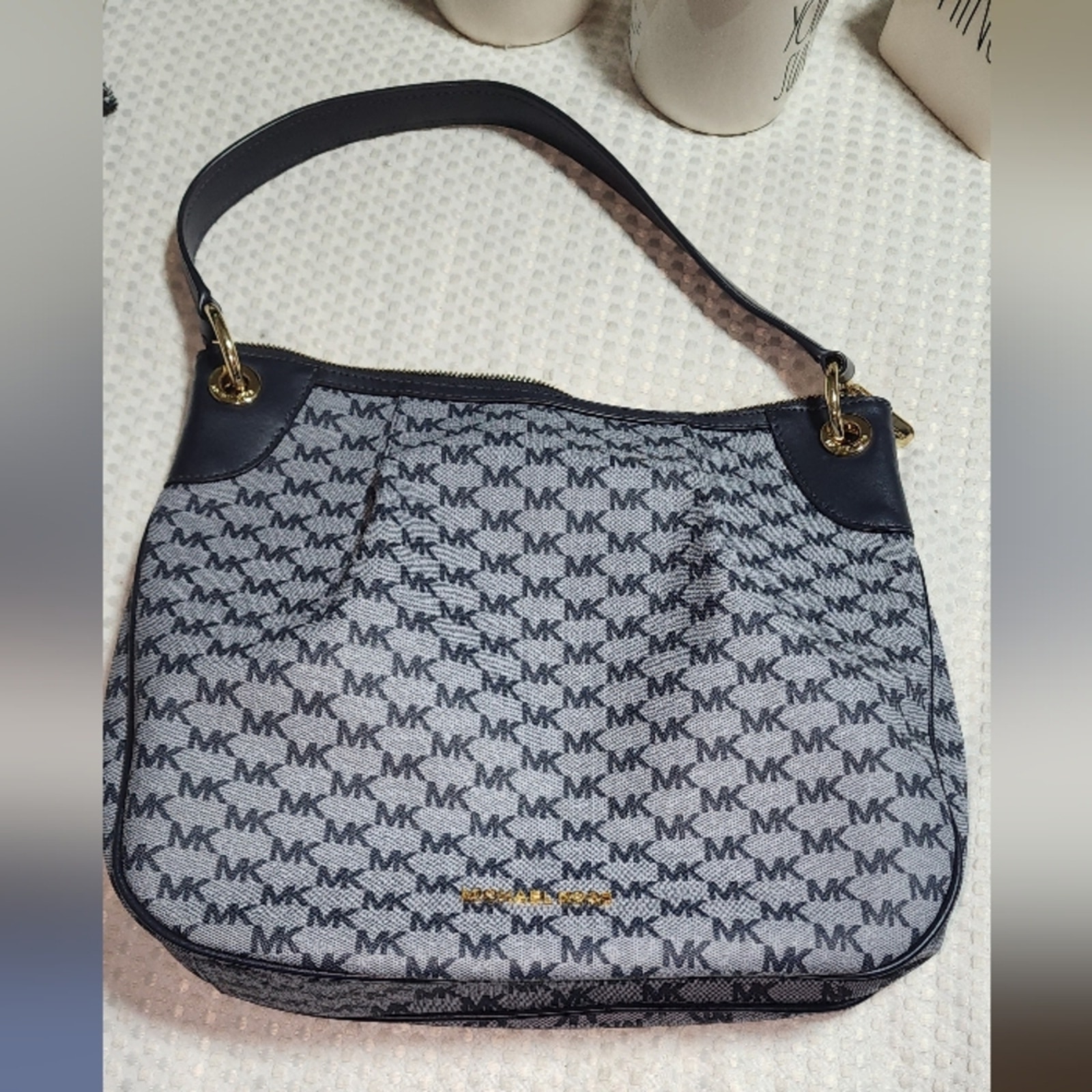 MICHAEL KORS EUC JET SET LARGE HOBO SHOULDER BAG