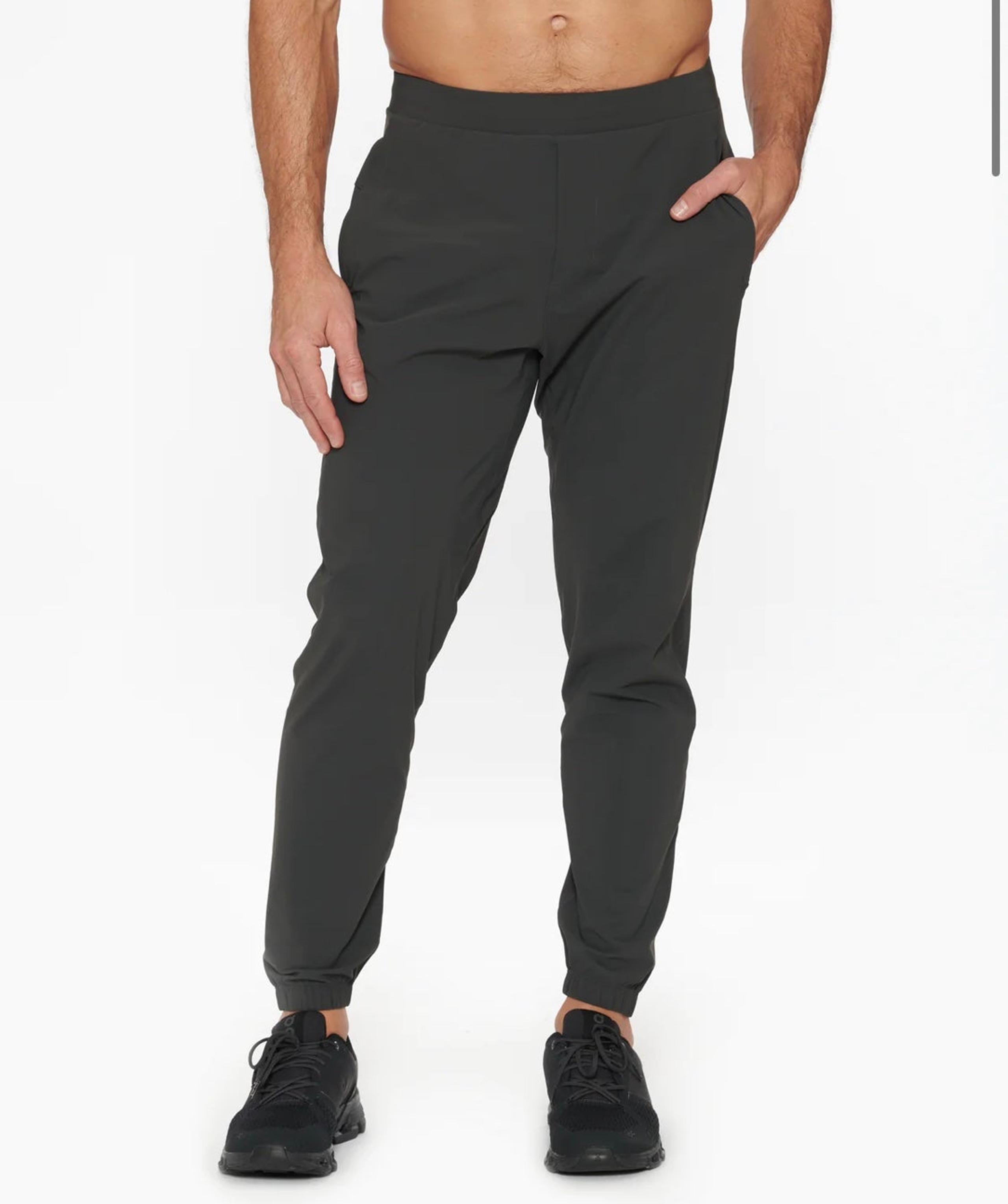 Lululemon x Equinox Black Surge Jogger Men (Medium)