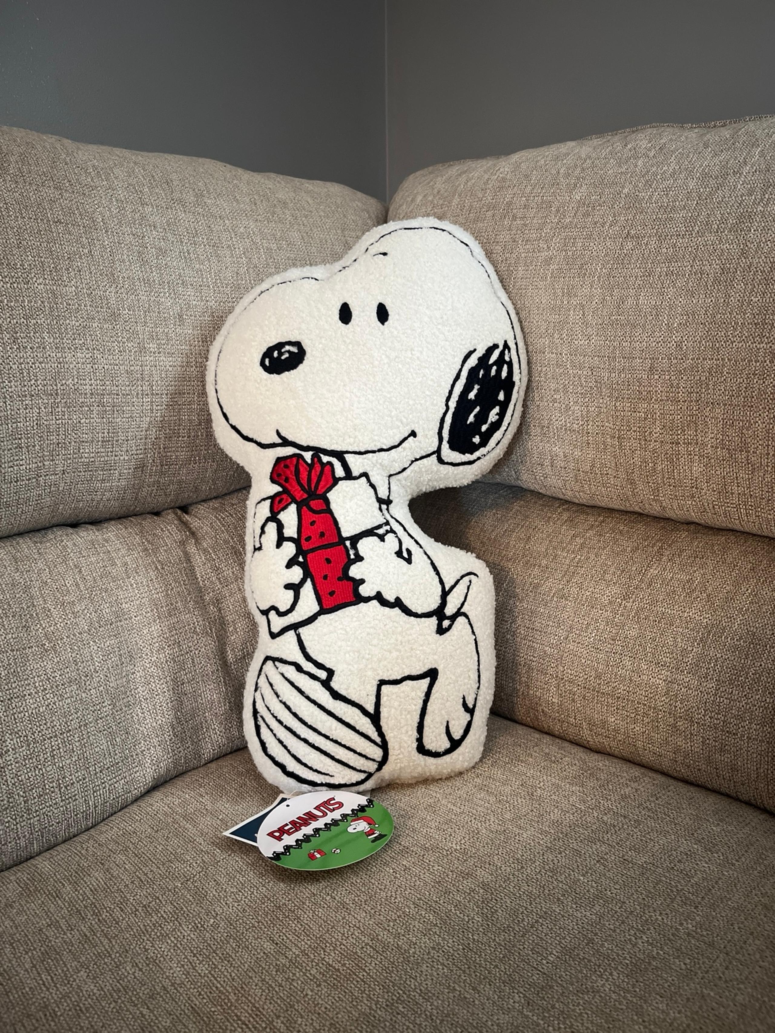 Christmas Snoopy Pillow