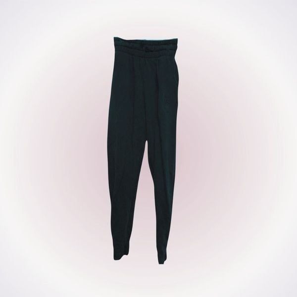 Frankie’s Bikinis black jogger style sweatpants | Sz M