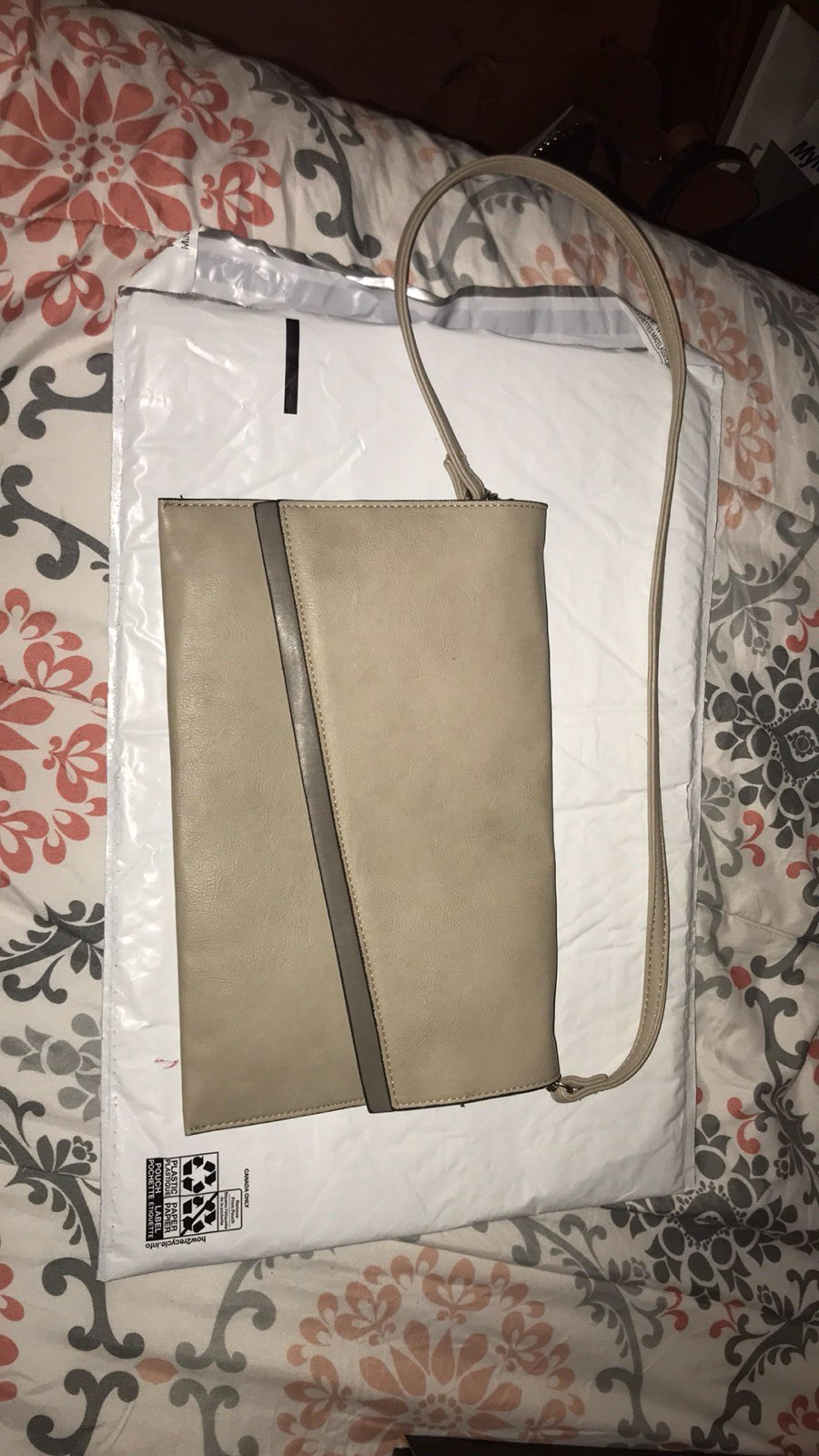mossimo supply co Handbag