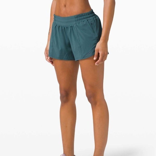 NWT Lululemon Hotty Hot LR Short 4 Long - Desert Teal - Size 6