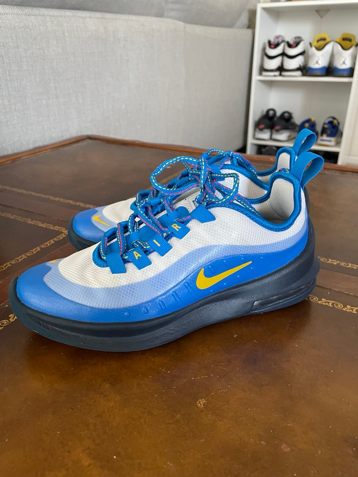 Nike Air Max Axis