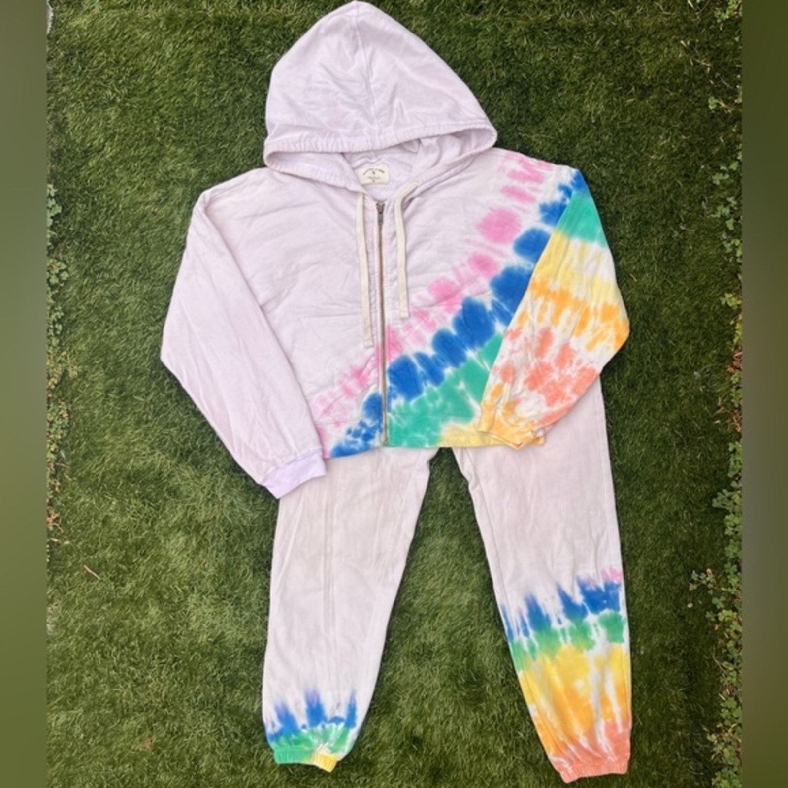 Electric & Rose Westside Tie Dye Sweatshirt & Pants Two Piece Loungewear Set