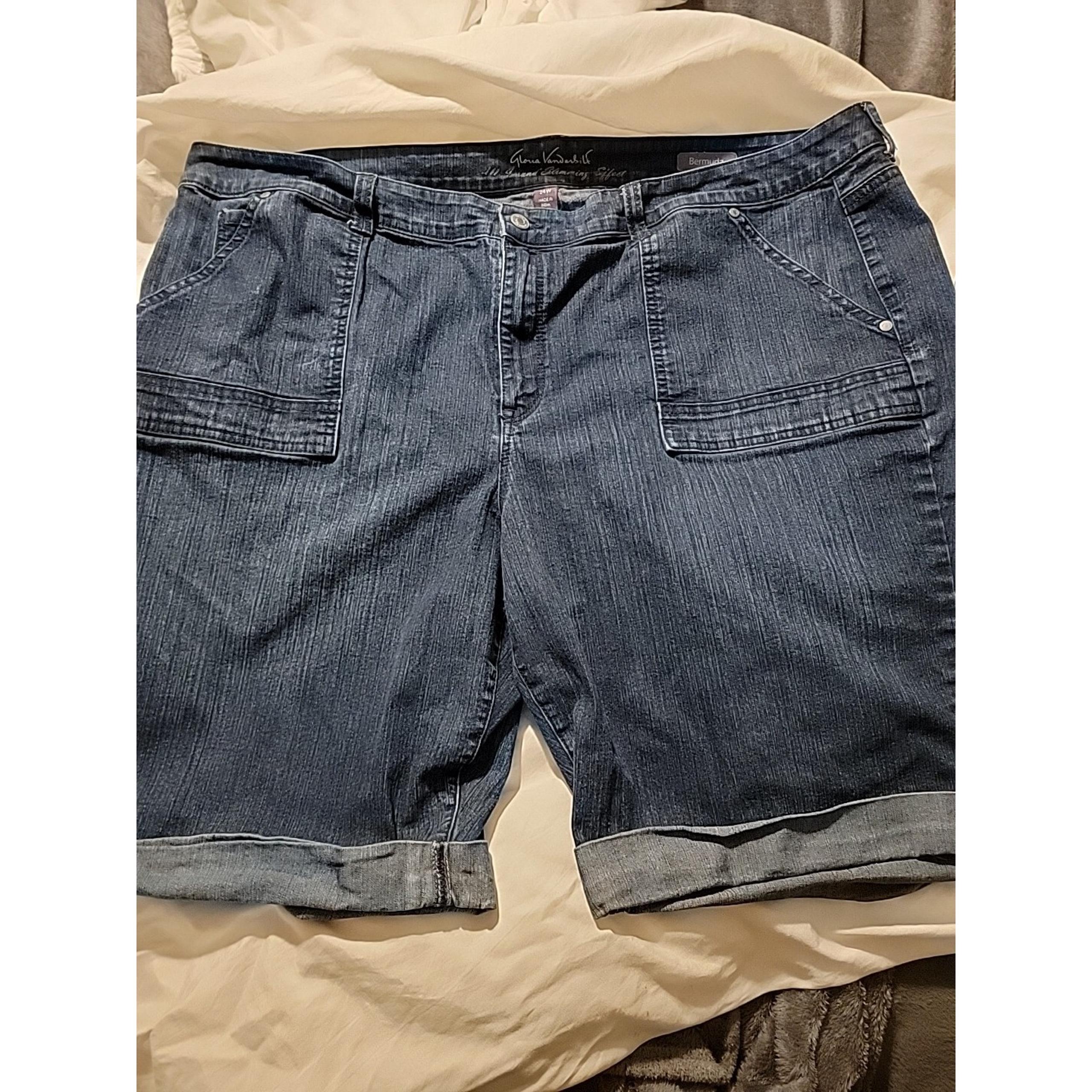 Womens Gloria Vanderbilt Amanda Floral Denim Bermuda Cuffed Shorts Sz 24 Stretch