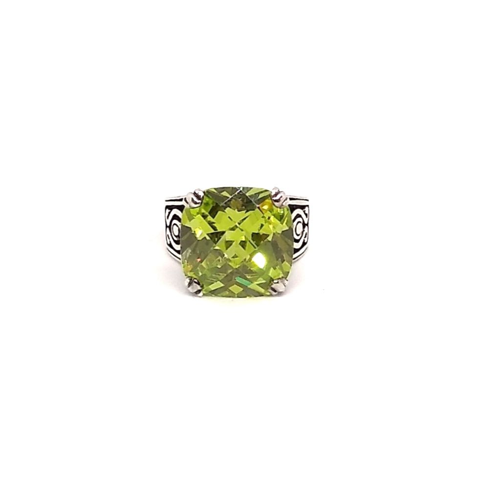 Egyptian revival big Cushion cut Peridot