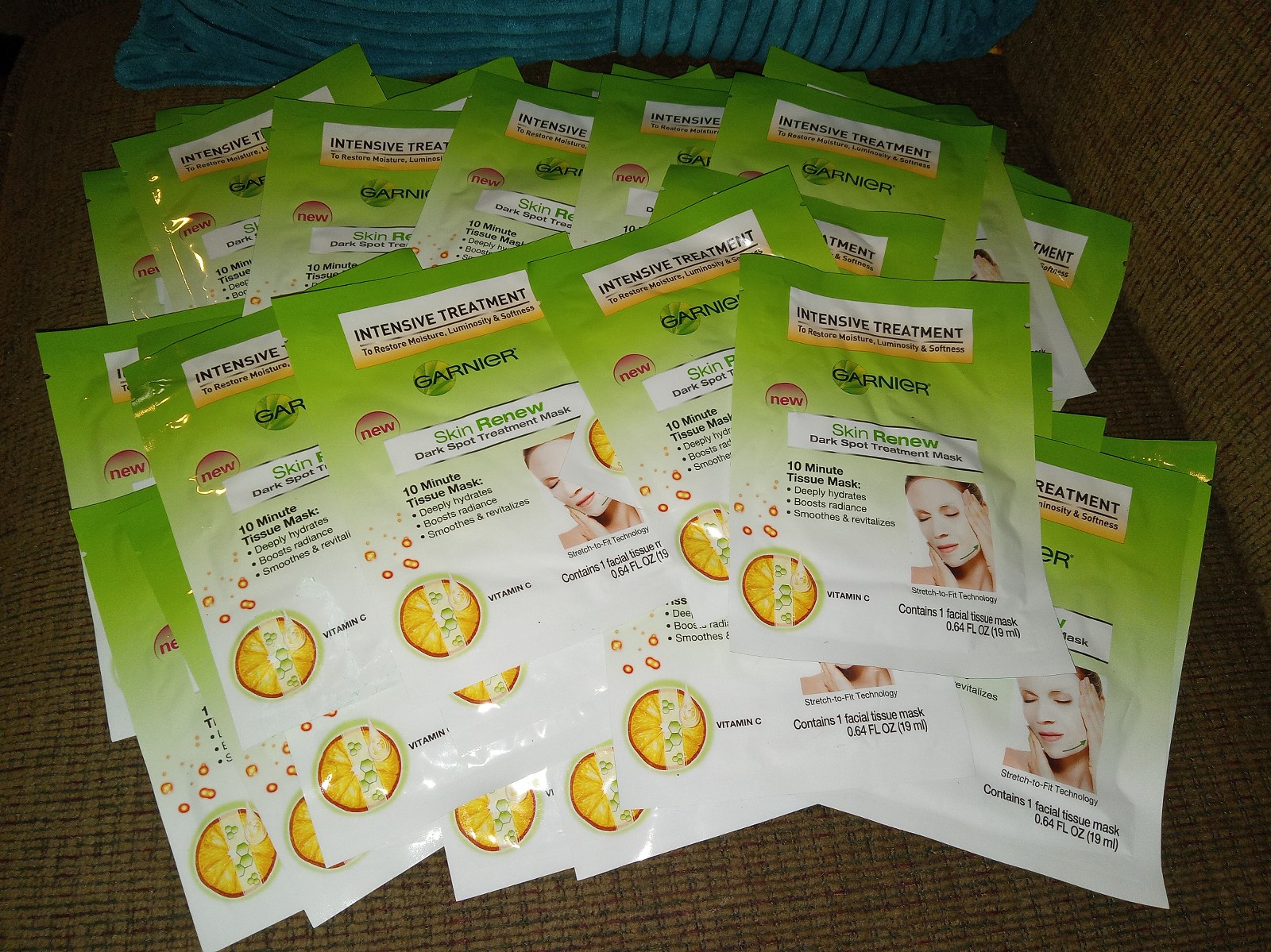 Lot of 50 individually packaged Garnier Dark Spot Treatment masks new