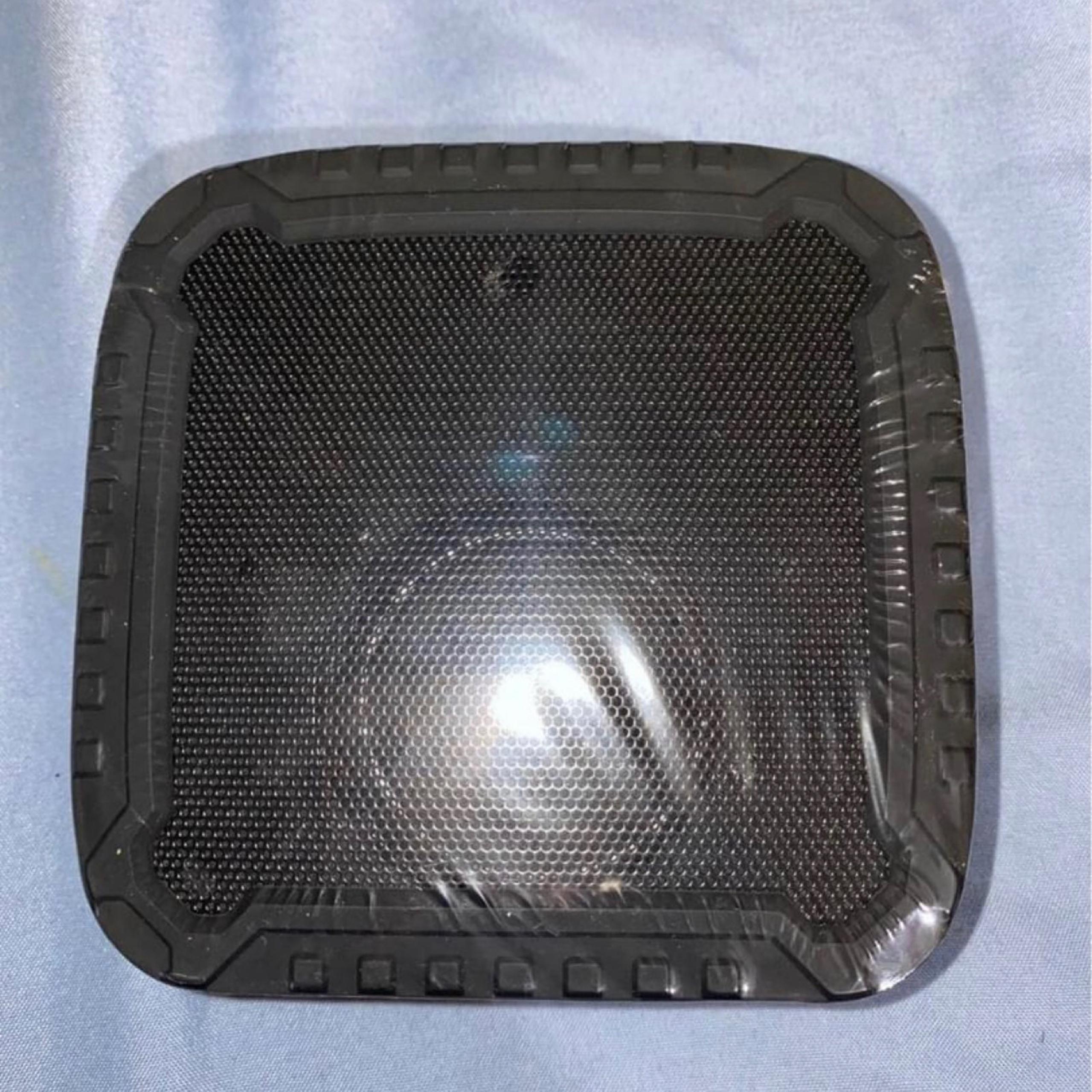 Insignia NS-CSPBTF1-BK Rugged Portable Bluetooth Speaker Black
