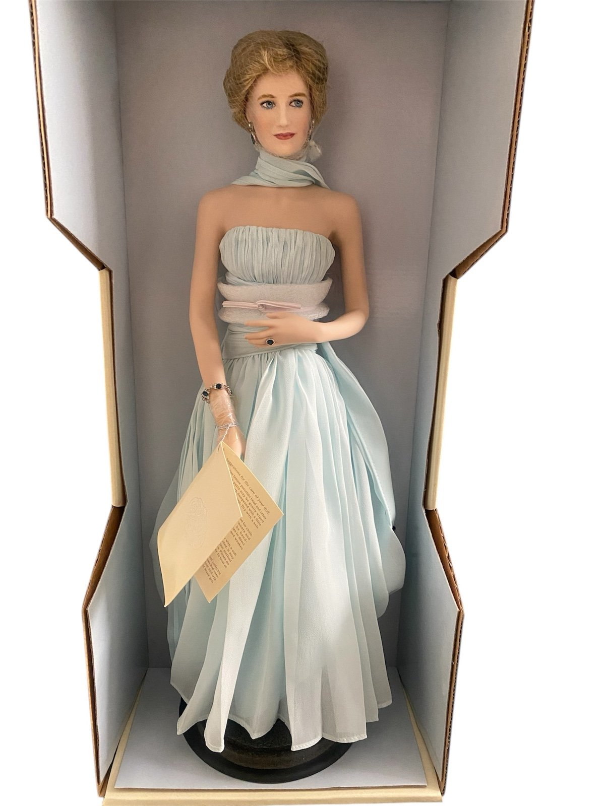 Franklin Mint Diana The Peoples Princess Portrait Doll- NIB