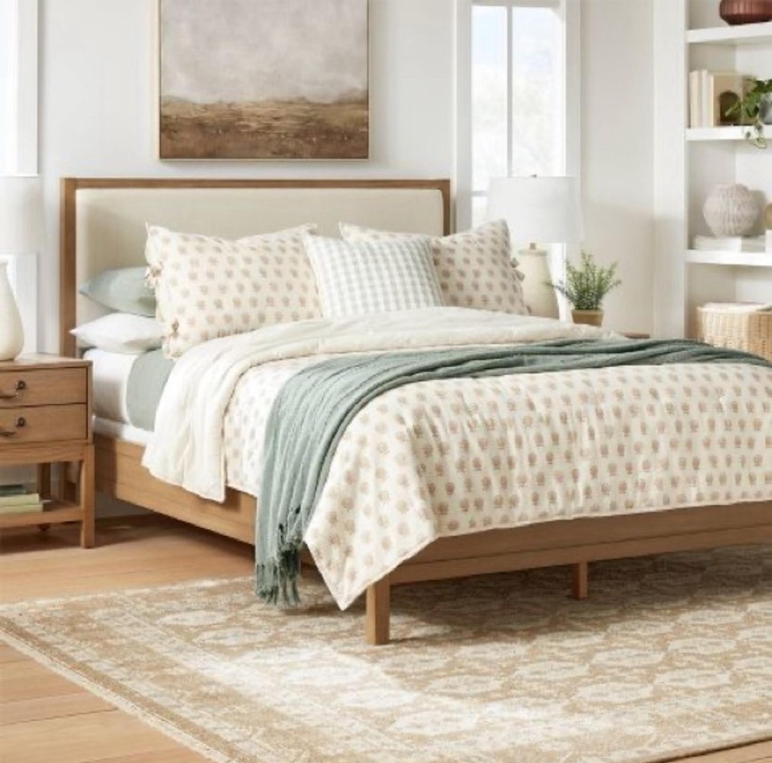 Threshold x Studio McGee QUEEN Lofty Cotton Slub Woodblock Print Floral Quilt