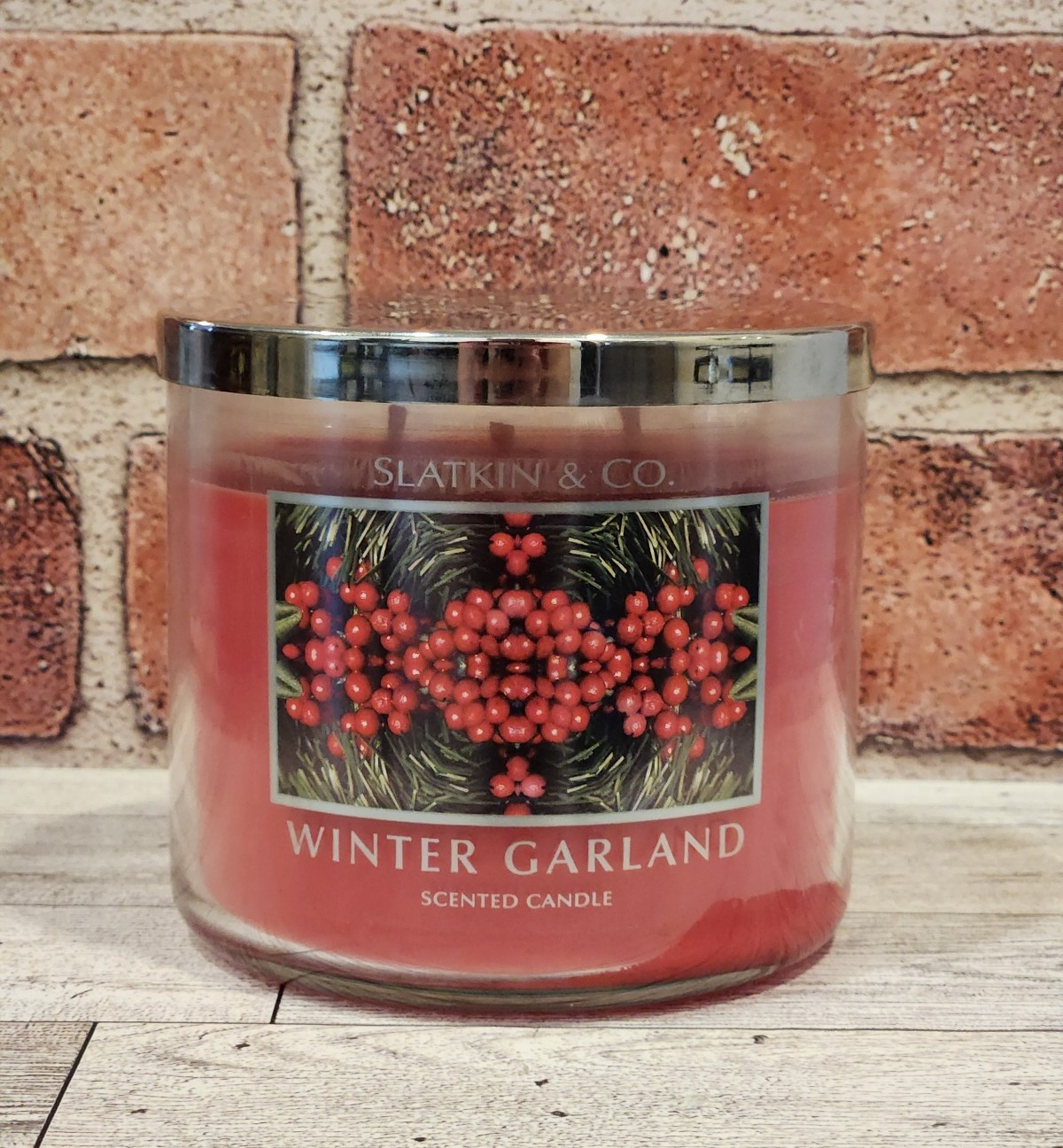 Winter Garland 3 wick candle