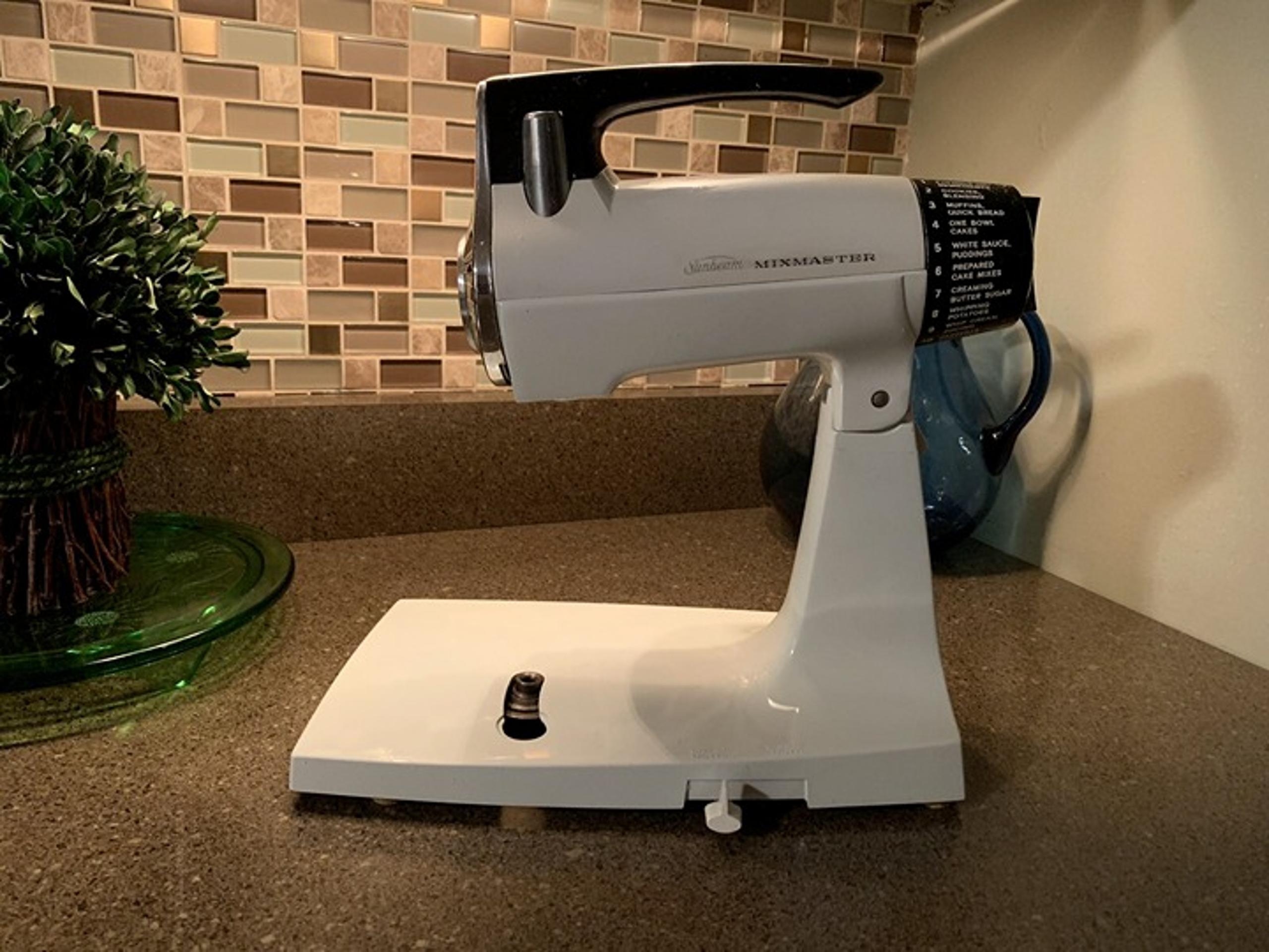Vintage Sunbeam Mixmaster stand mixer 01960 *JUST THE MIXER