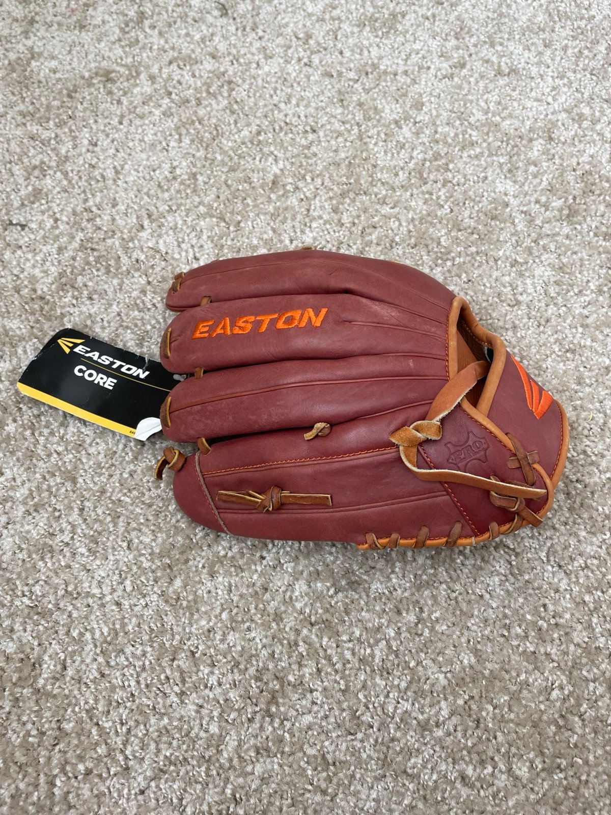 EASTON ECG 1175 CORE SERIES BASEBALL GLOVE 11.75 RHT Brown Multicolor