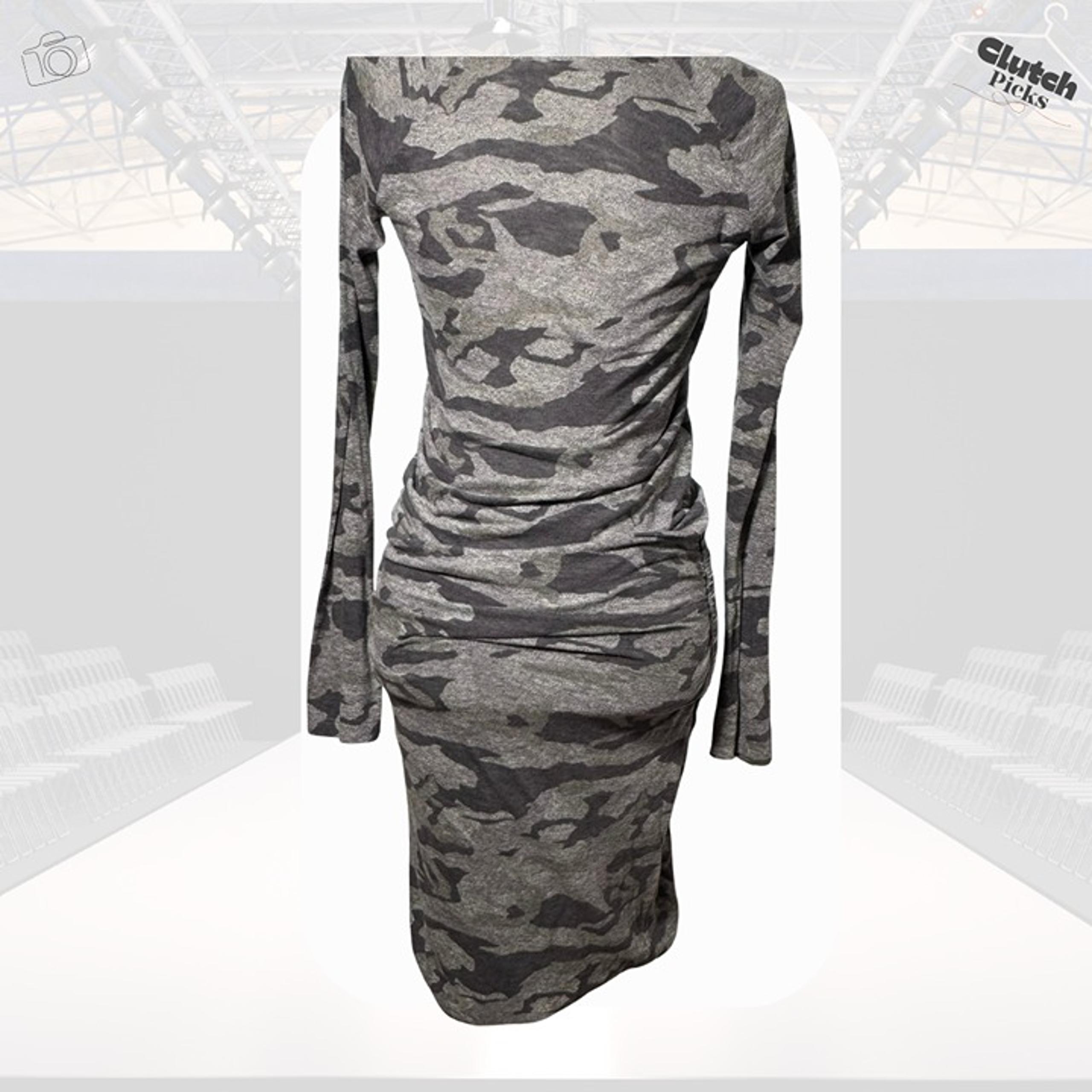 Monrow Dress | S | Camo Grey Pattern | Long Sleeve | Stretchy | midi|  EUC