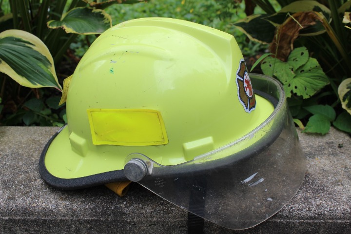 vintage fire fighter helmet shield FLUORESCENT GREEN hat BULLARD FH2100 Ohio