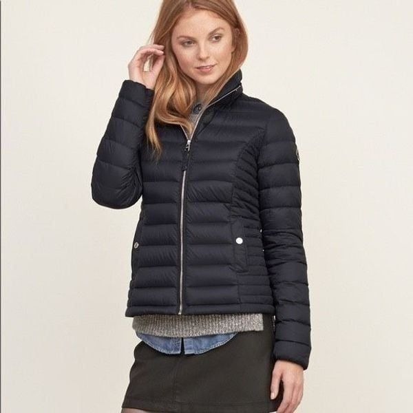 Abercrombie & Fitch Down Series Lightweight Puffer Jacket