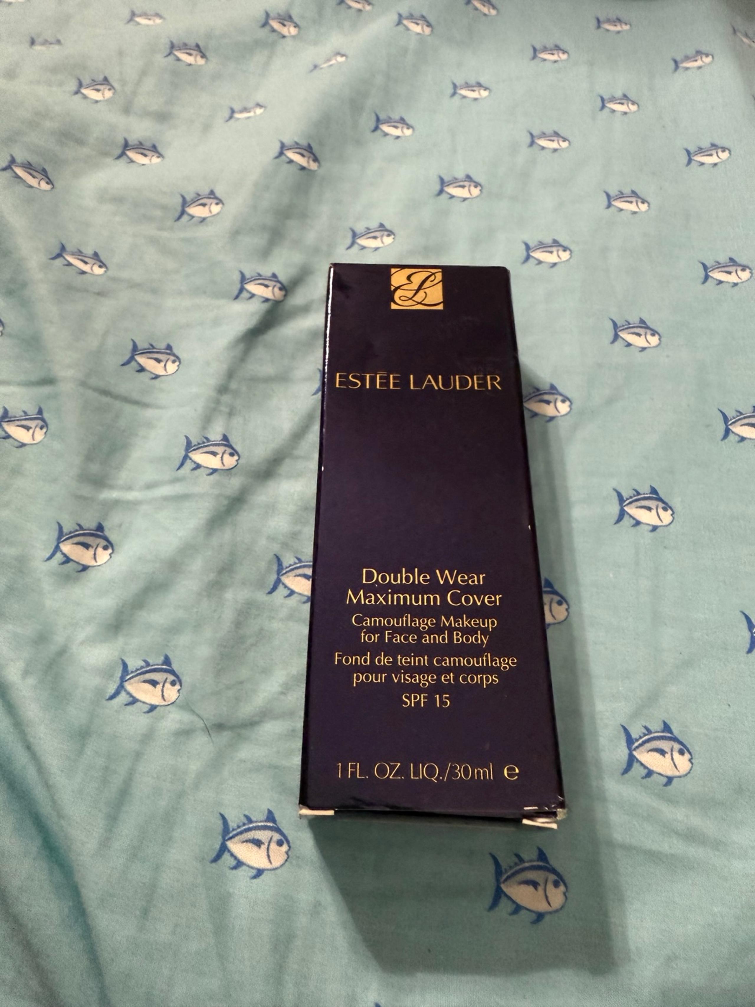 Estee Lauder Double Wear maximum cover