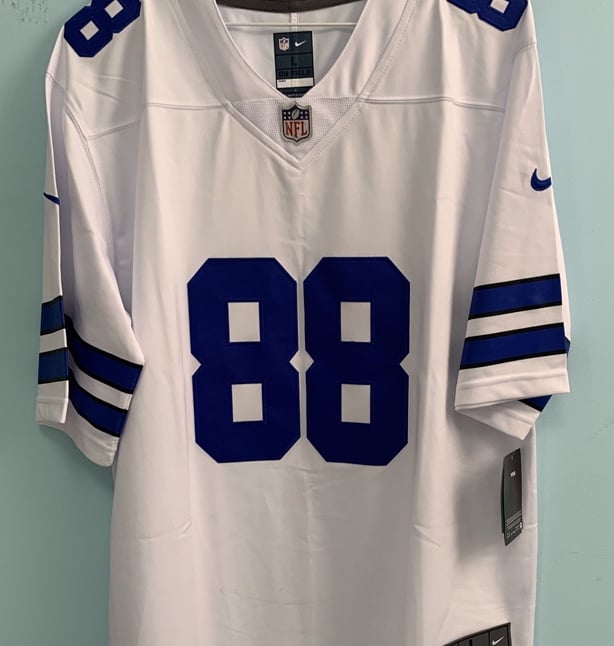 DALLAS COWBOYS 88 Bryant NFL Jersey Size L
