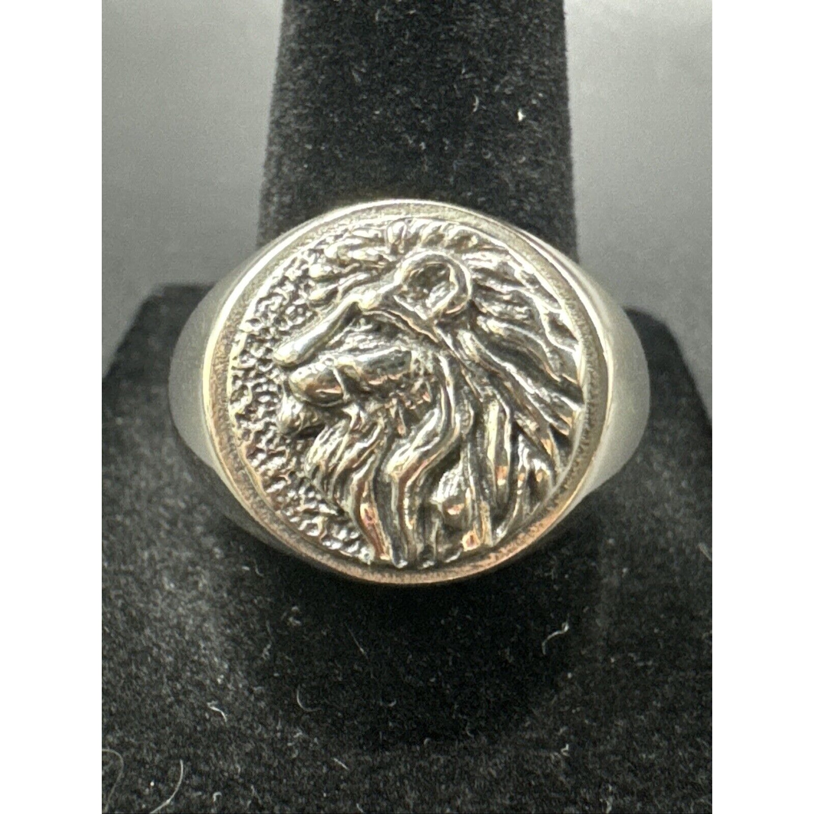 New Condition Sterling Silver Lion Head Circle Signet Ring 925 Size 9.75