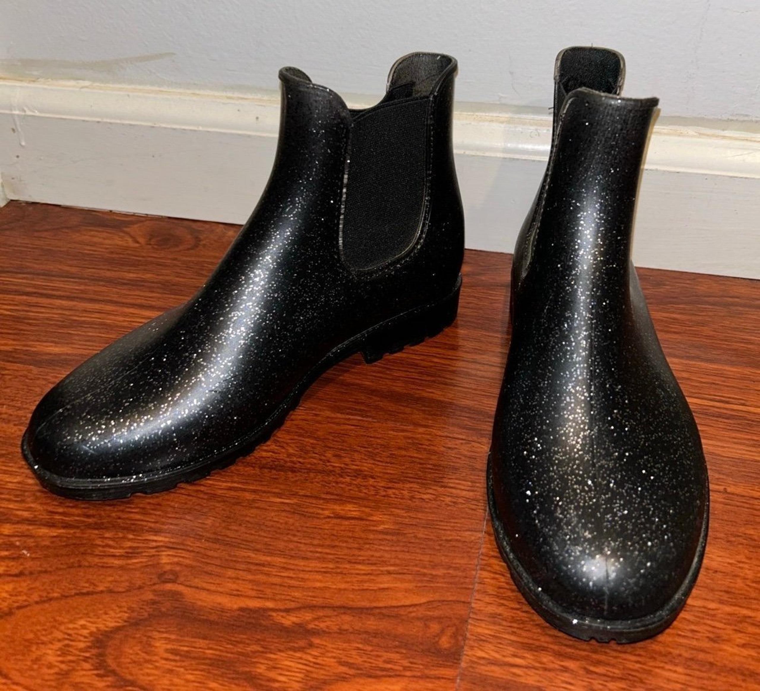 [Like New] Girls SO glitter rainboots, size 3