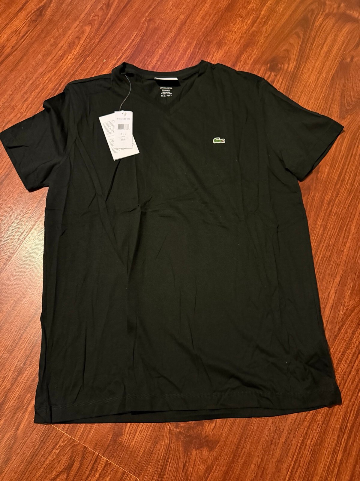 LACOSTE V NECK BLACK