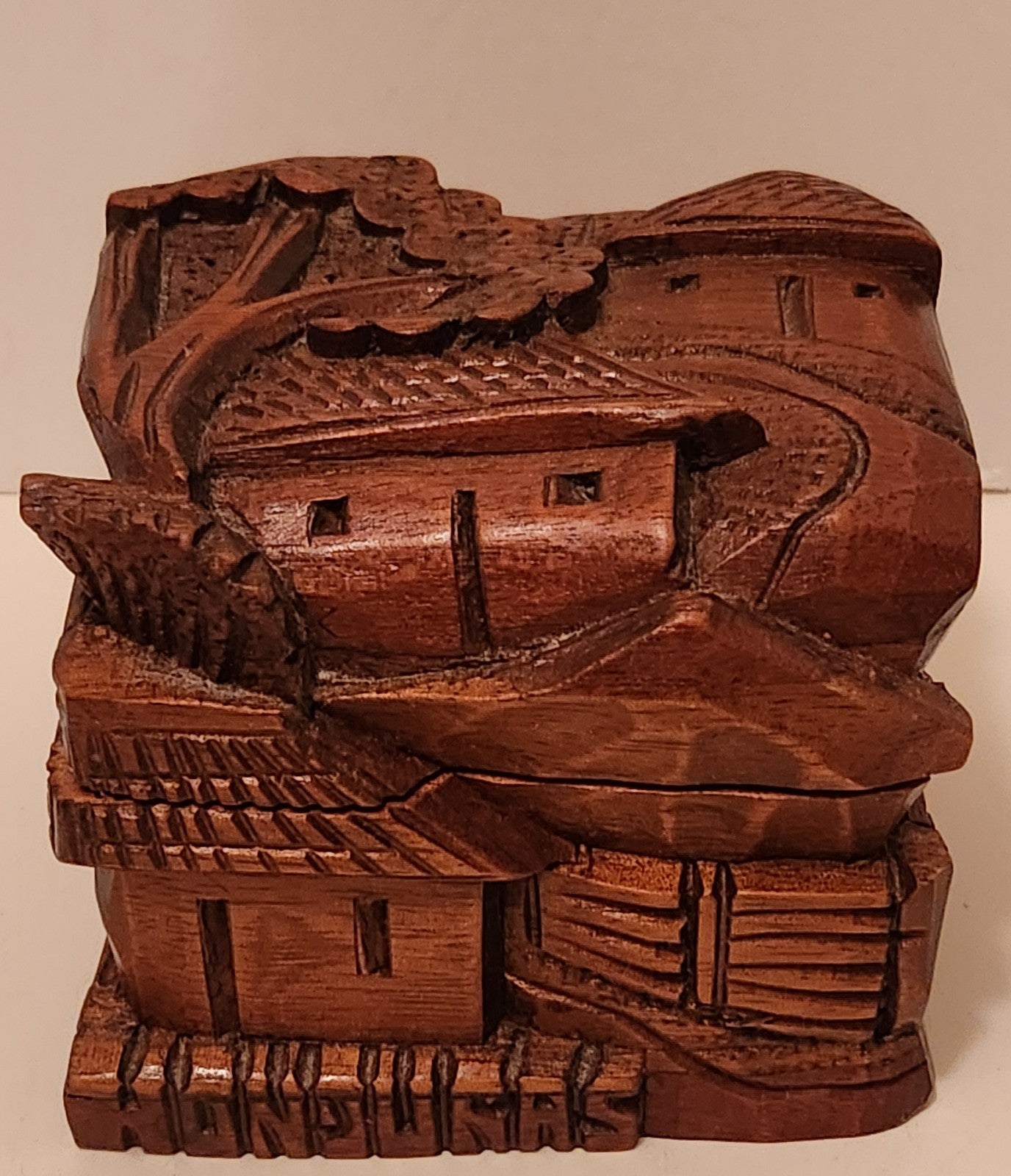 HandCarved Wooden Honduras Jewelry Storage Box Chest [C-55]