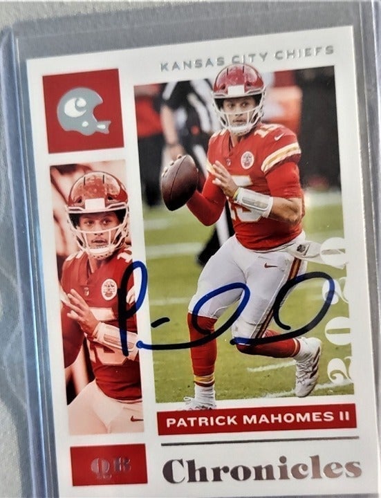 PATRICK MAHOMES PANINI CARD #47 AUTOGRAPHED