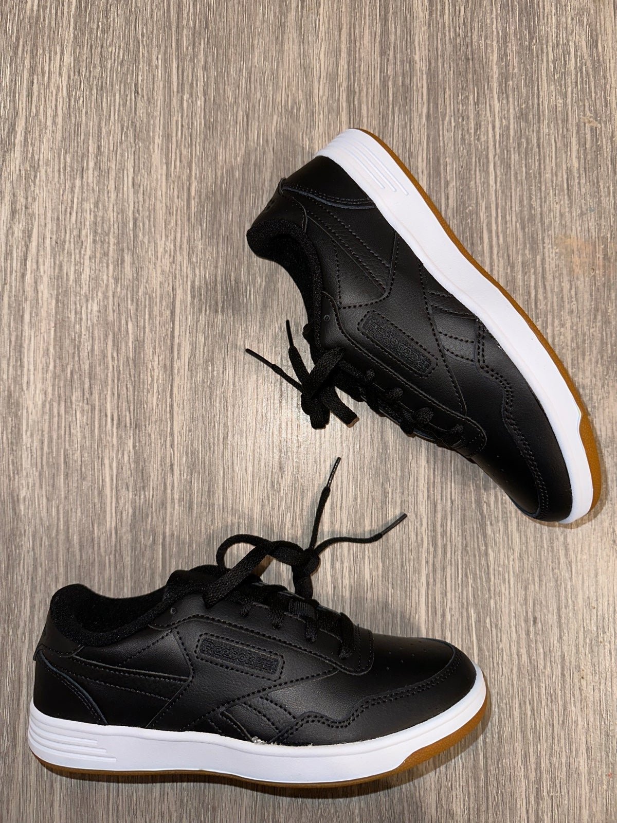 Size 6.5 - Women's Reebok Club MEMT