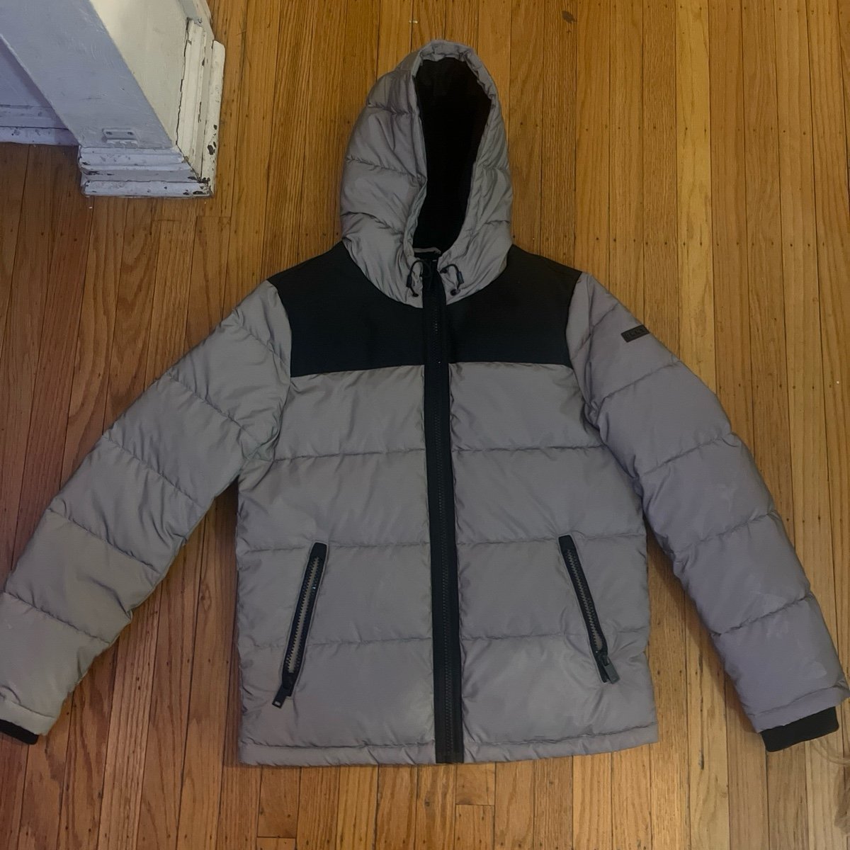 DKNY men’s grey mixed media hooded puffer coat