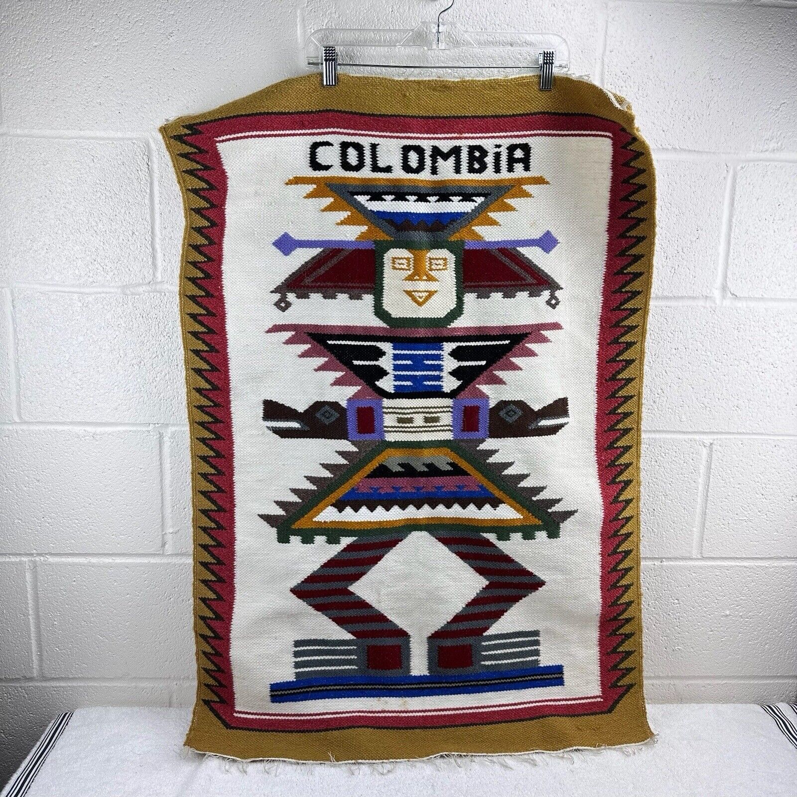 Handwoven Loomed Colombia South American Tapestry Rug 26 x 38”