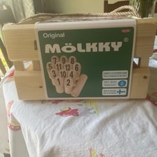Molkky outside game.