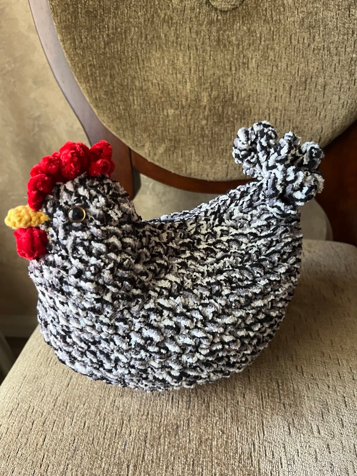 Large soft stuff plush crochet handmade black/white Hen/chicken 10”