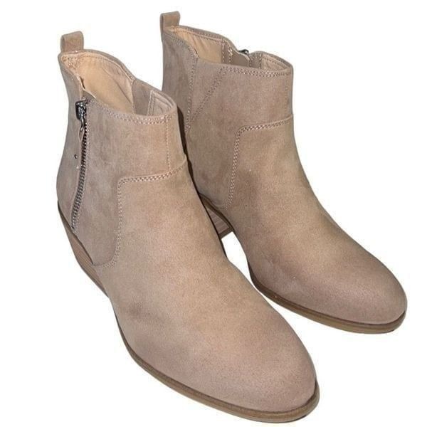 Dr Scholl’s Lawless Toast Taupe Odor Control Suede Ankle Booties Size 7.5 NIB