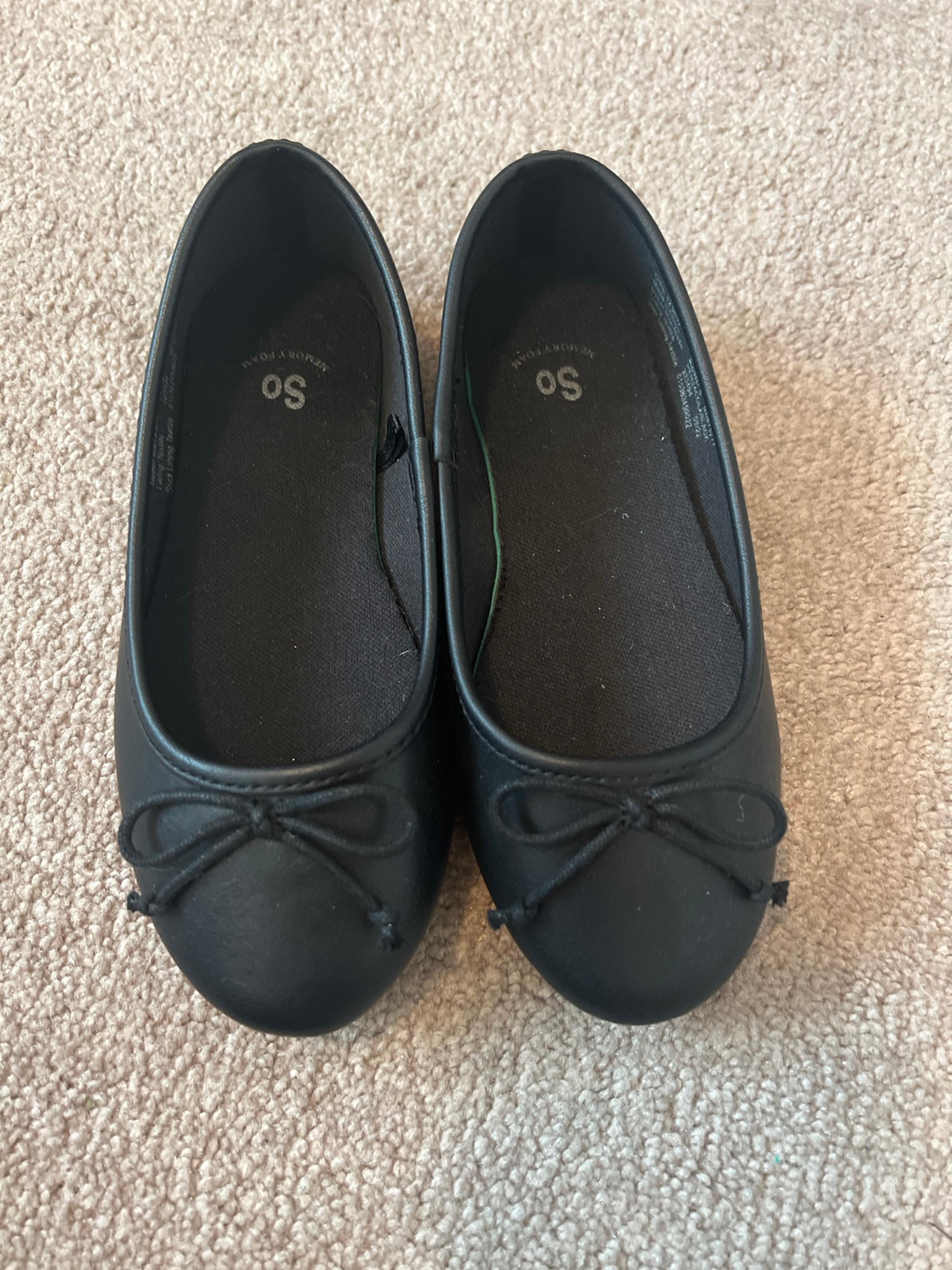 SO flats black in size 12t girls