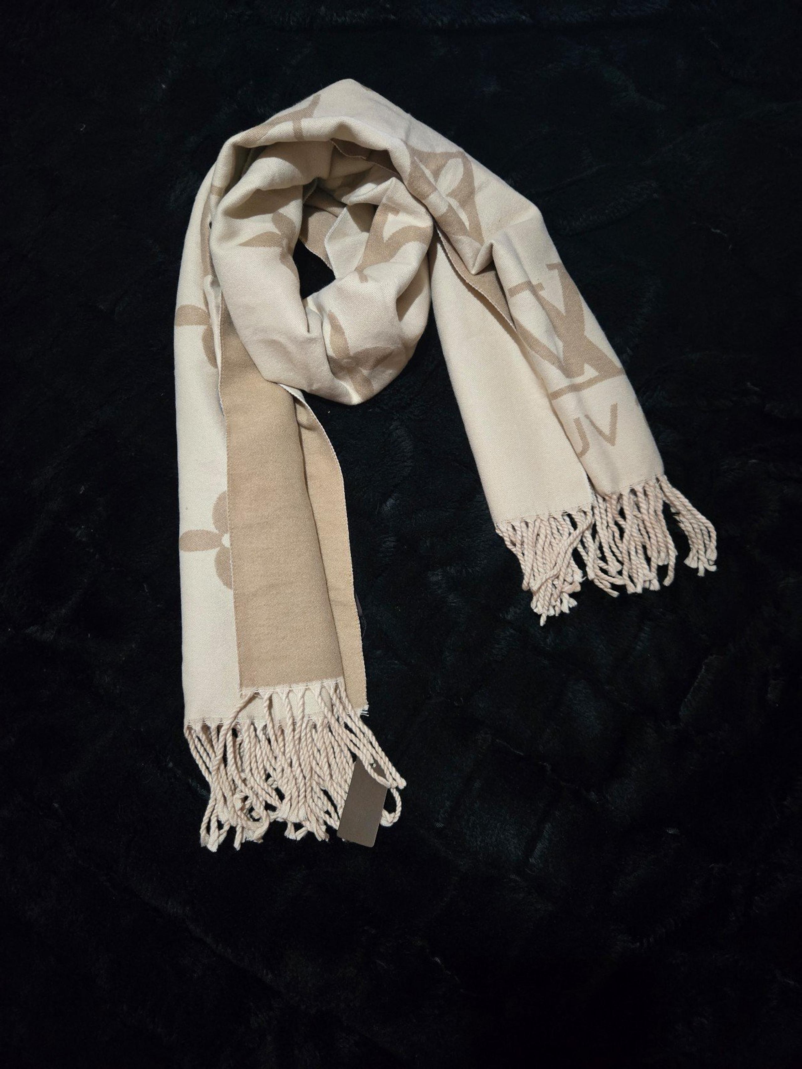 New Winter Tan & Grey Winter Scarf