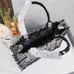 Stylish shoulder Messenger bag handbag big capacity cosmetic bag