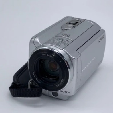 SONY DCR-SR68E camera silver